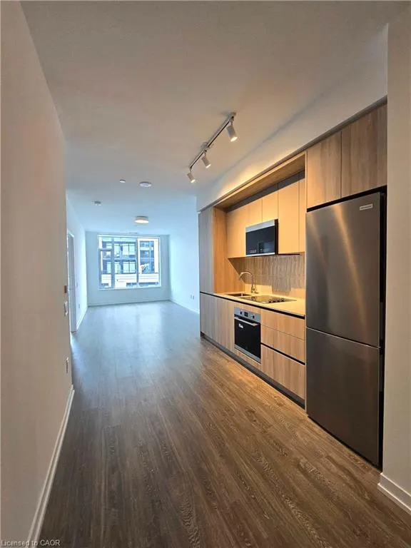 2485 Eglinton Avenue #708