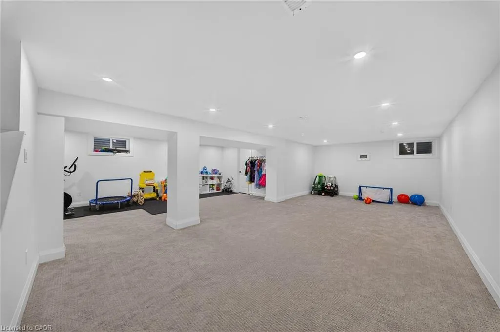 192 Waldoncroft Crescent