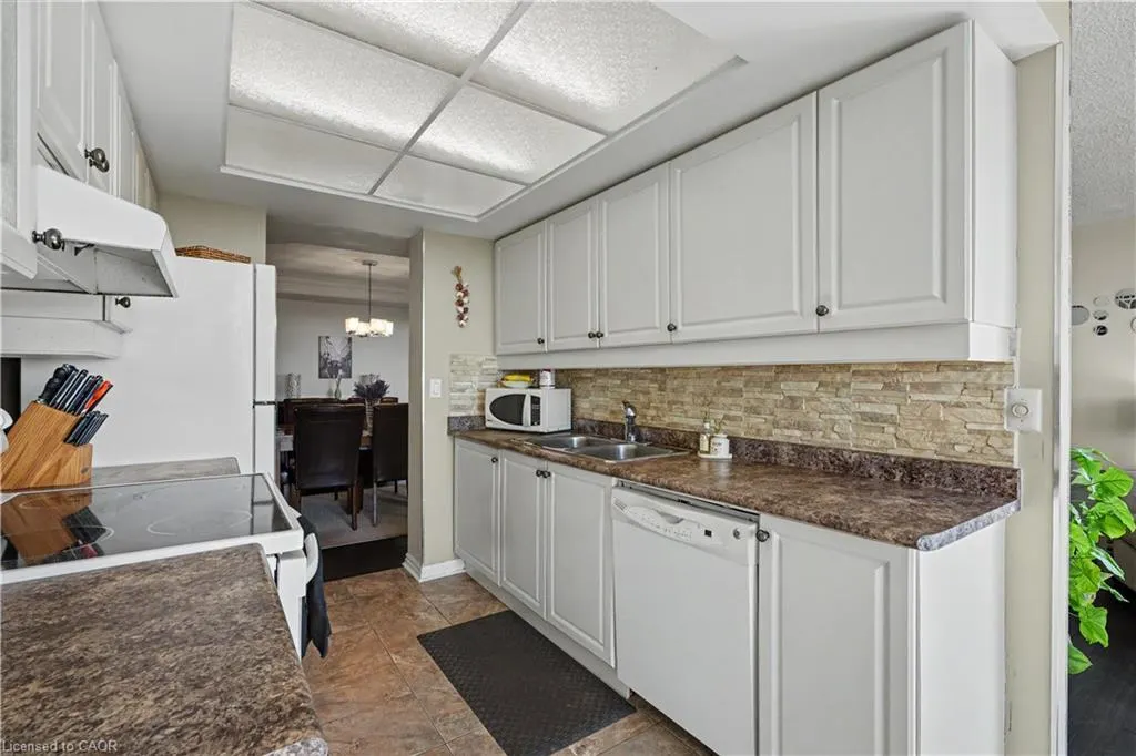 45 Kingsbridge Garden Circle #2407