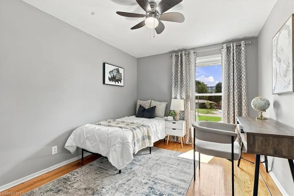 38 Lyle Place