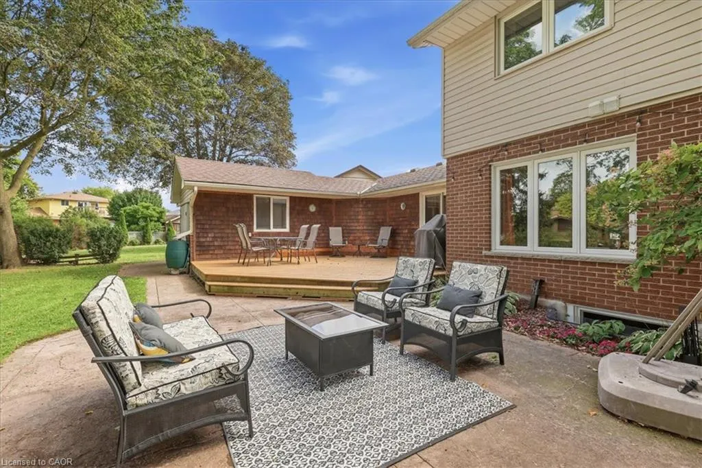 38 Lyle Place