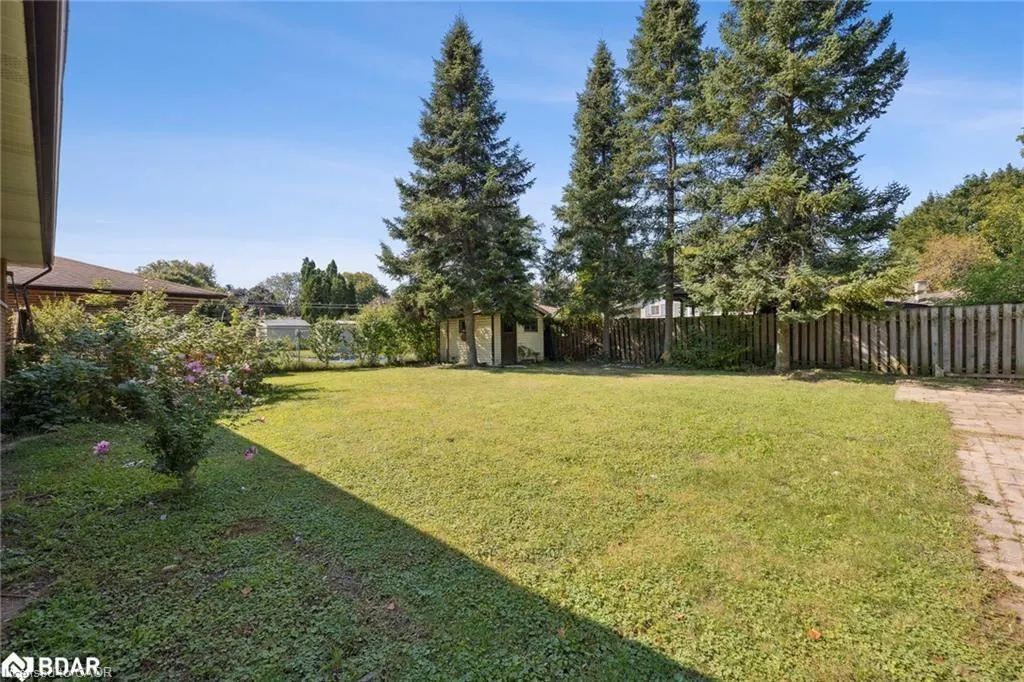 87 Leaside Drive #Upper