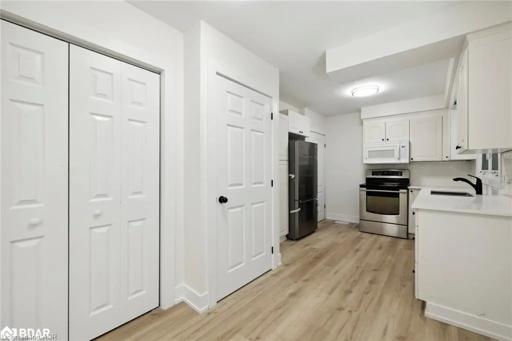 87 Leaside Drive #Upper