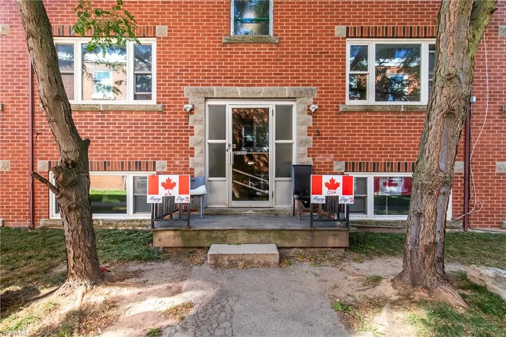 3 Applewood Avenue #3