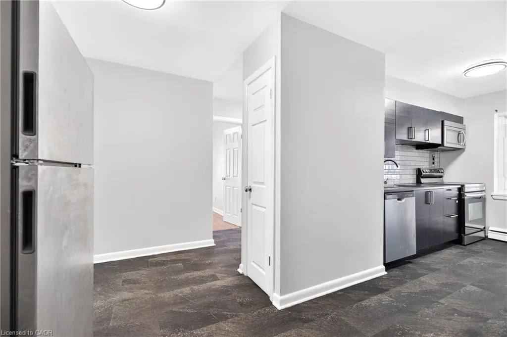 3 Applewood Avenue #3