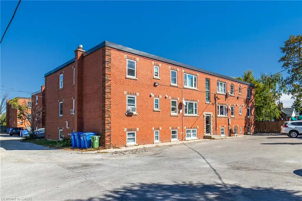 3 Applewood Avenue #3