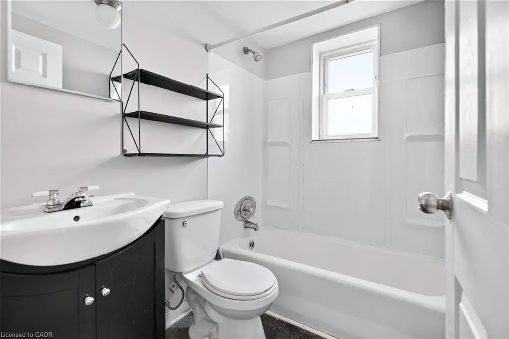 3 Applewood Avenue #1