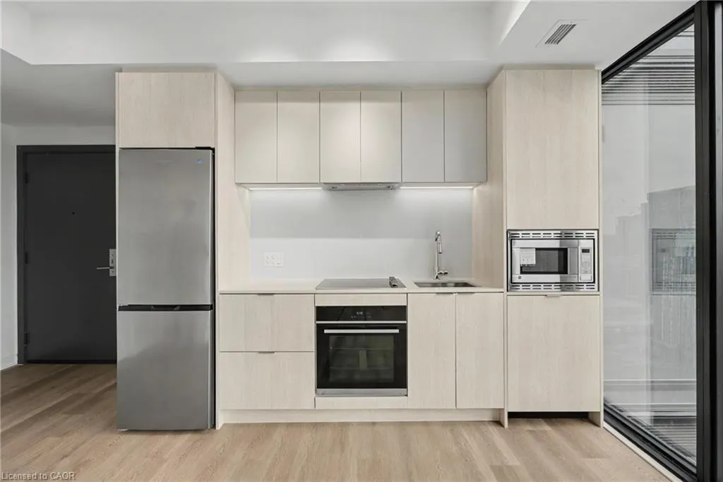 91 John Street N #2306