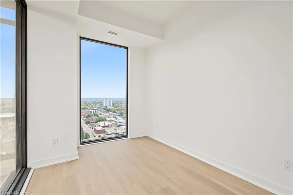 91 John Street N #2306