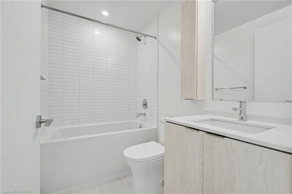 91 John Street N #2306