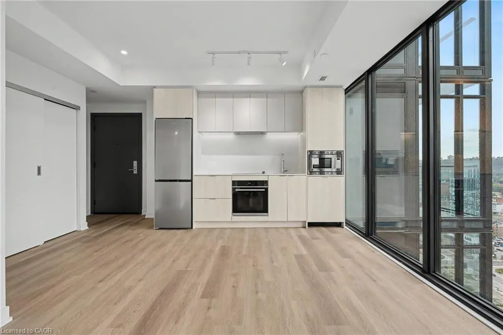 91 John Street N #2306