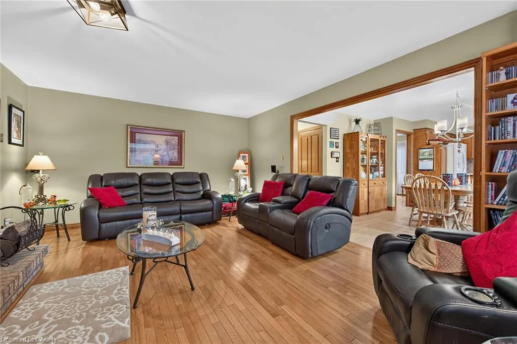 3412 Vinehaven Trail