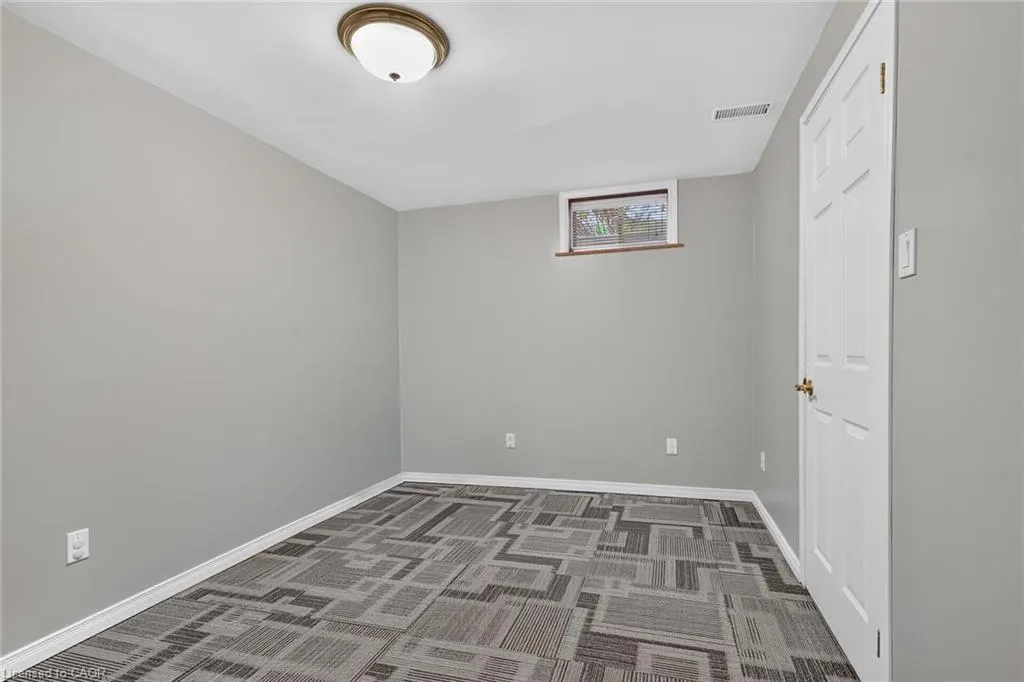 3412 Vinehaven Trail