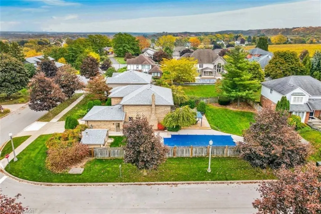 3412 Vinehaven Trail