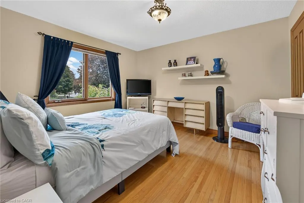 3412 Vinehaven Trail