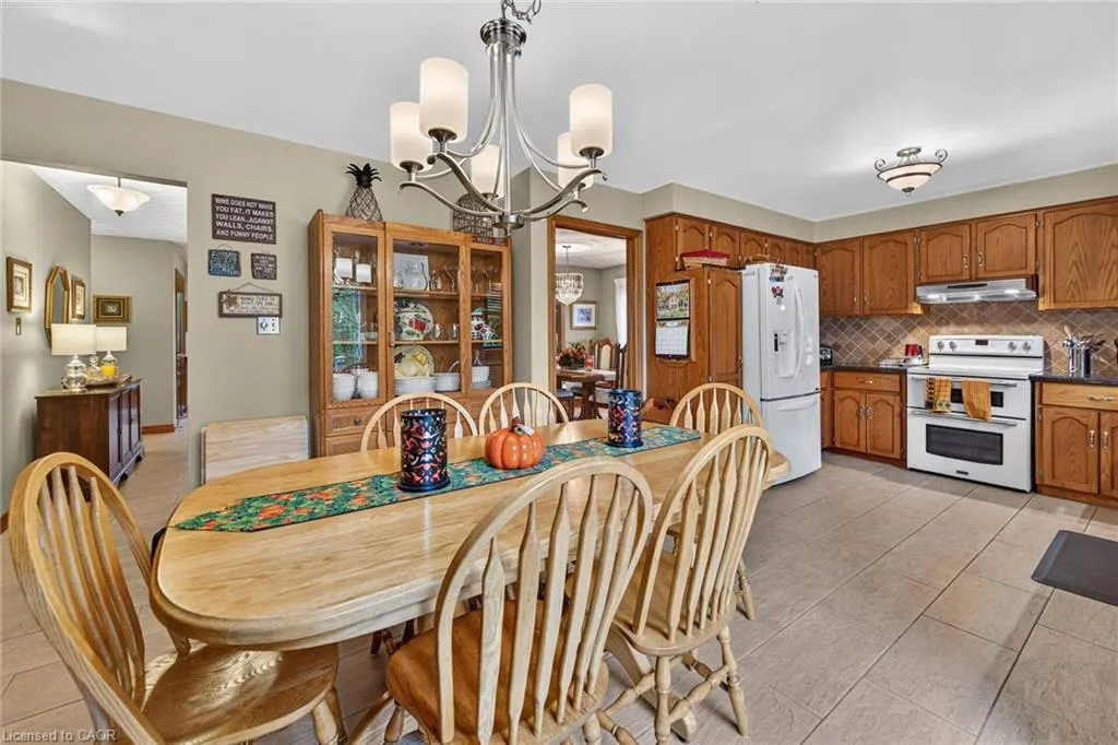 3412 Vinehaven Trail