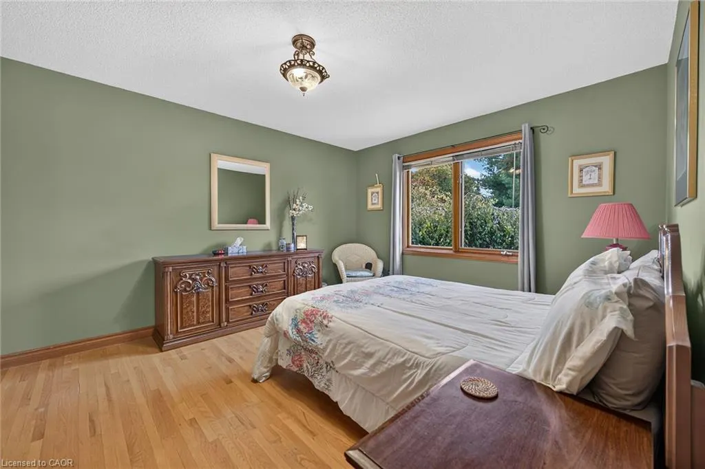 3412 Vinehaven Trail