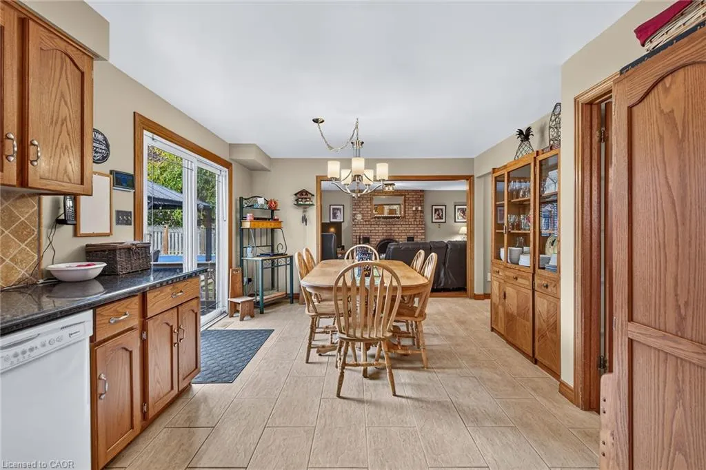3412 Vinehaven Trail