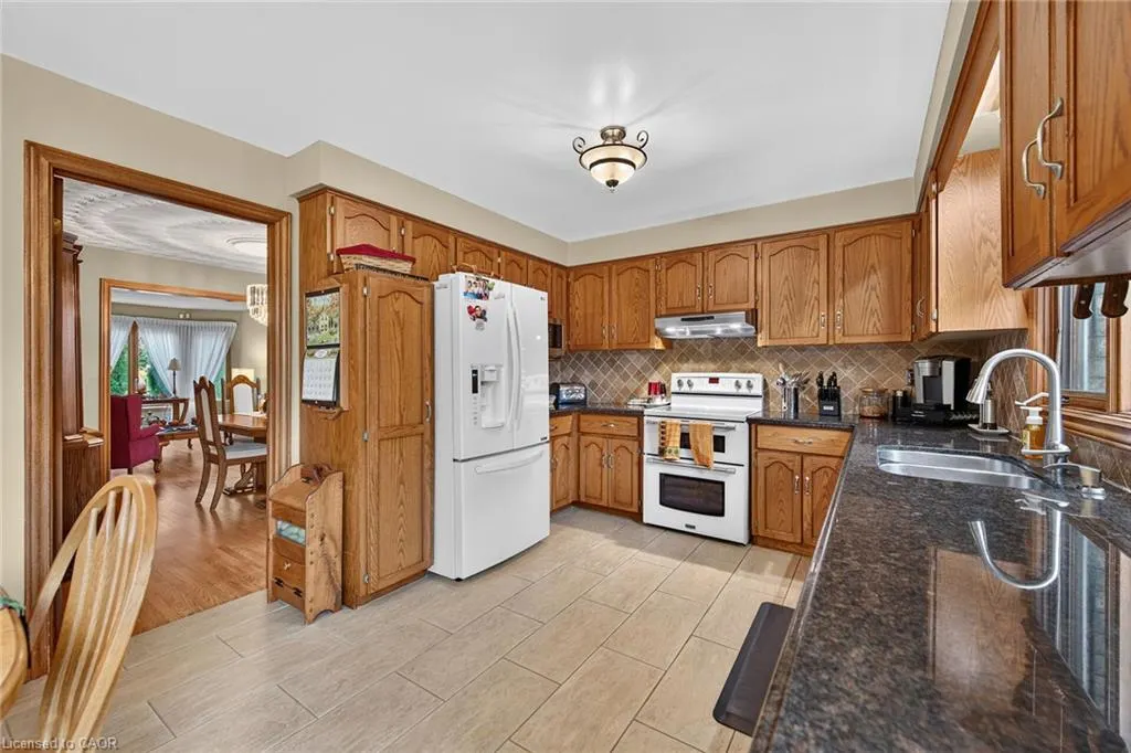 3412 Vinehaven Trail