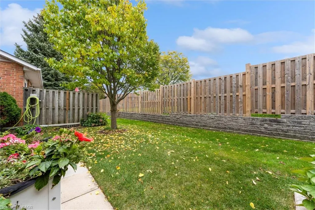 60 Rice Avenue #10