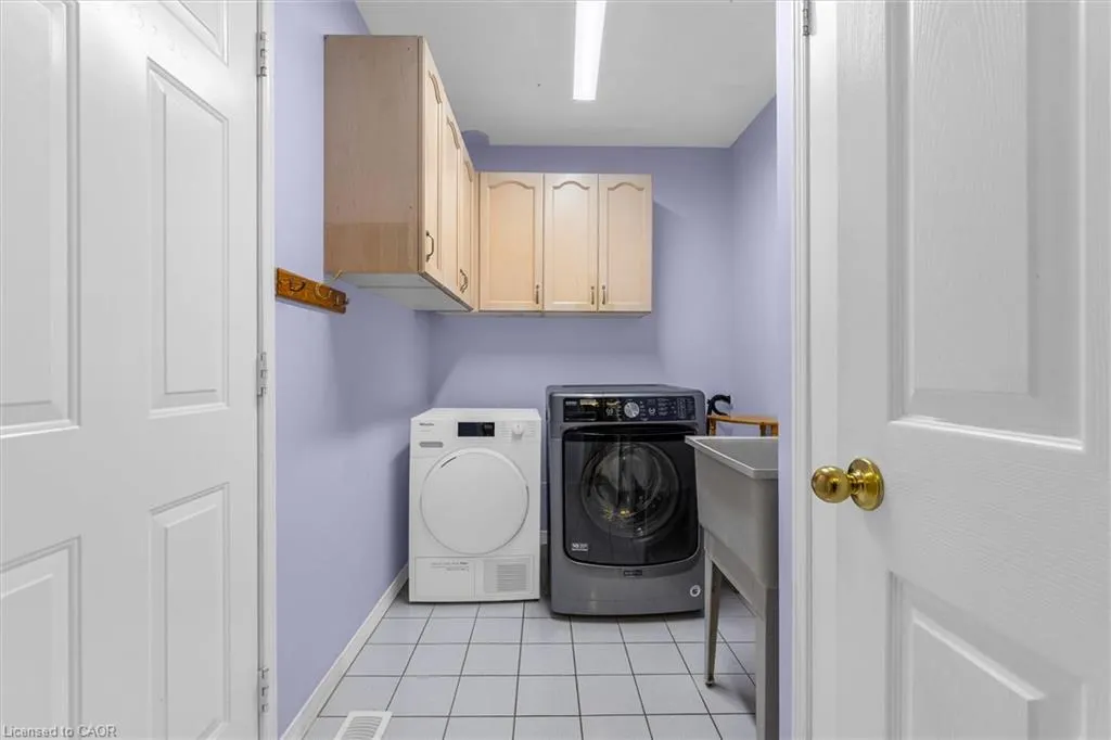60 Rice Avenue #10