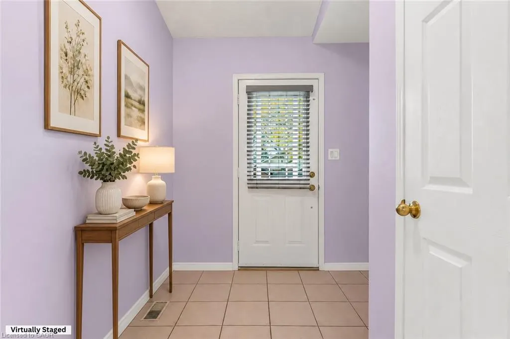 60 Rice Avenue #10