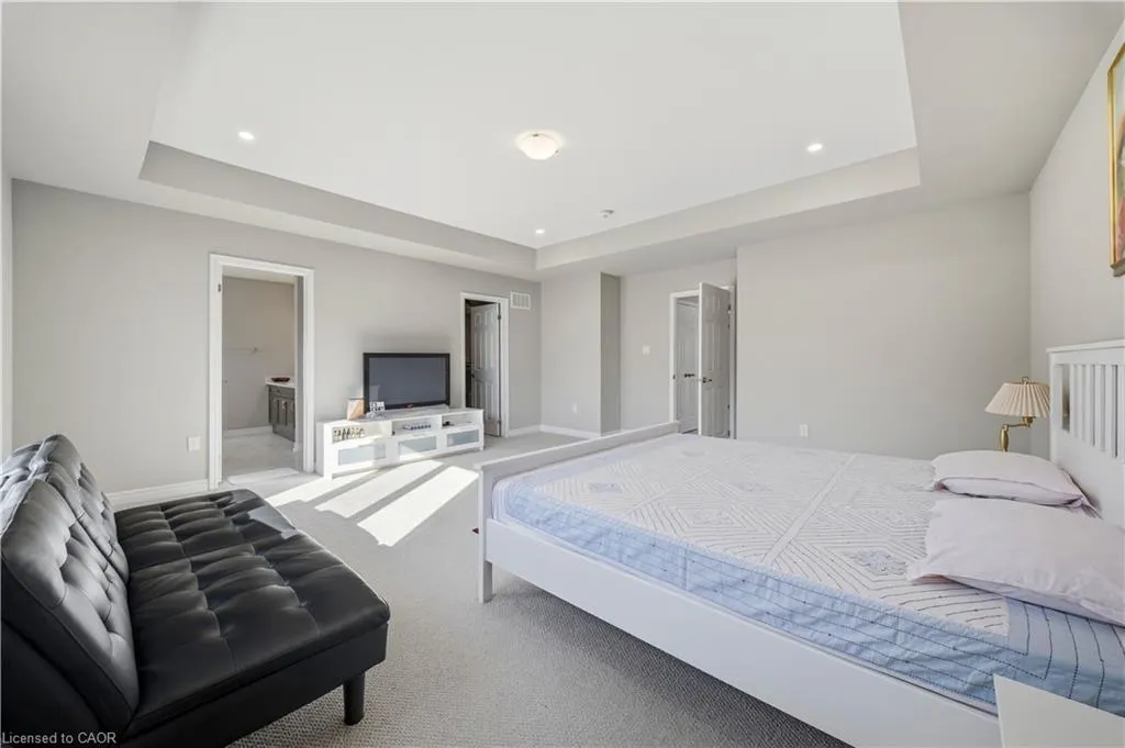 50 William Nador Street
