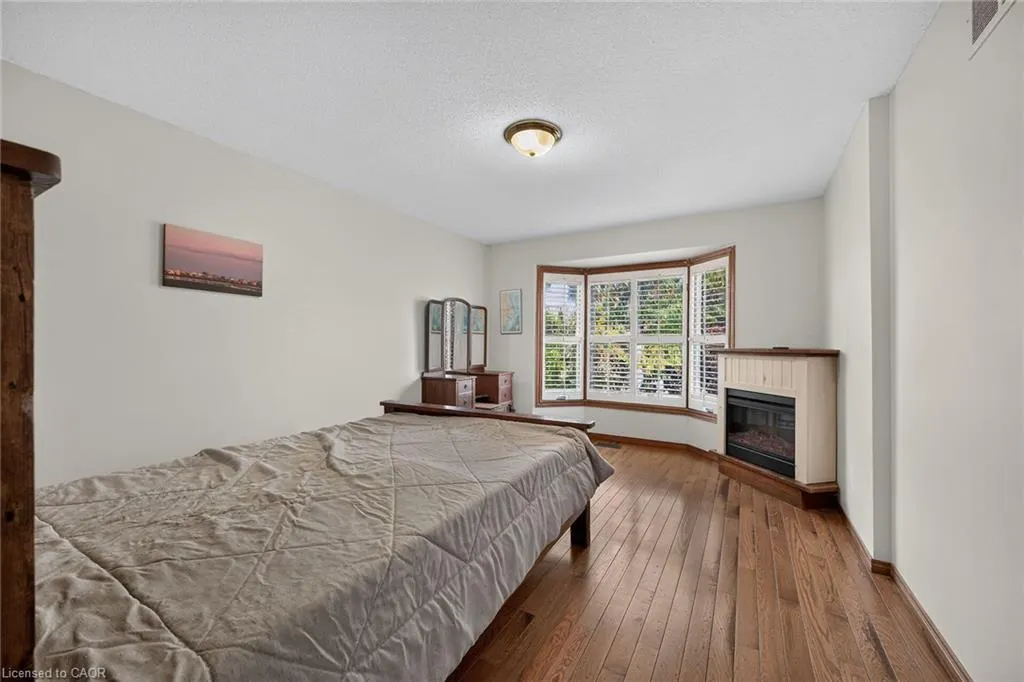 1 Peebles Street #2