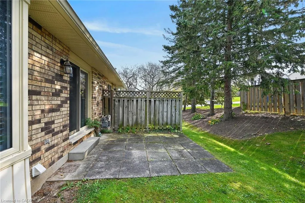 1 Peebles Street #2