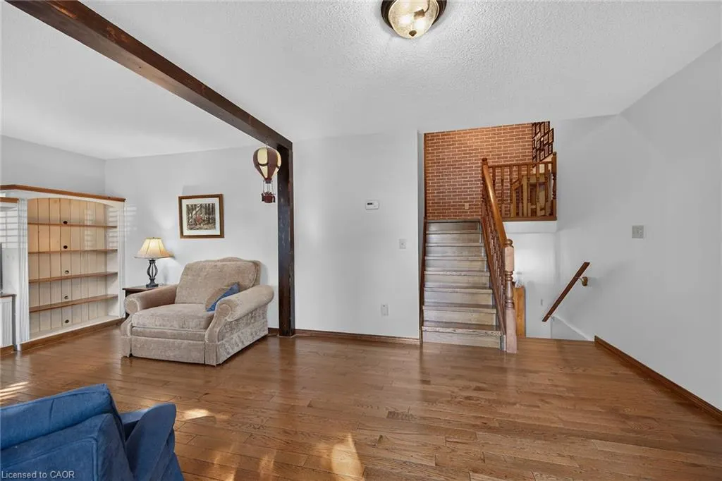 1 Peebles Street #2