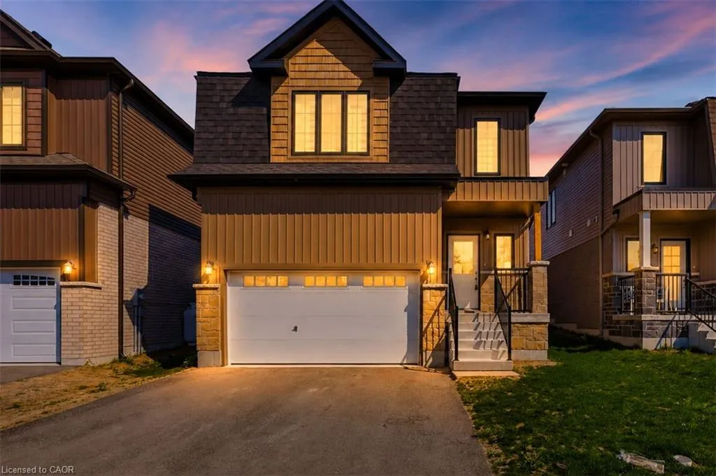 20 Hillcroft Way