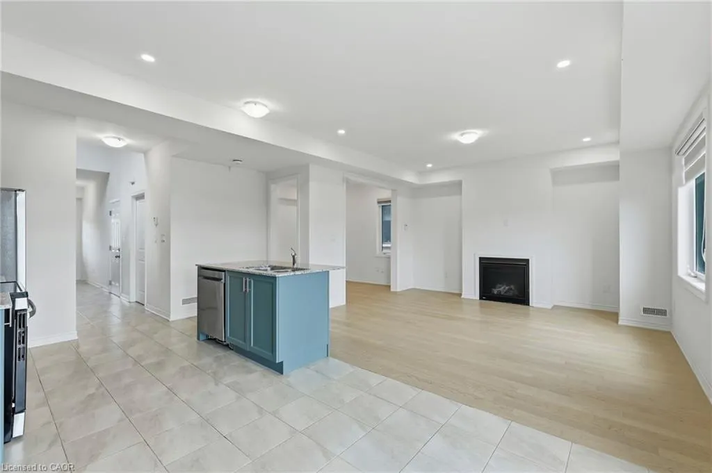 20 Hillcroft Way