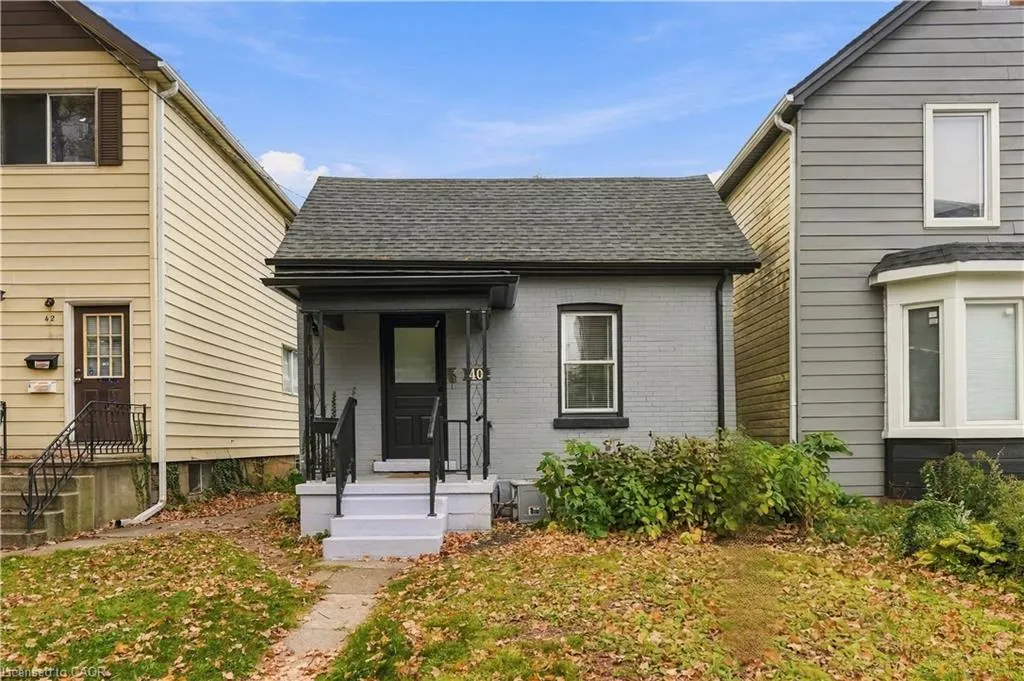 40 Aikman Avenue