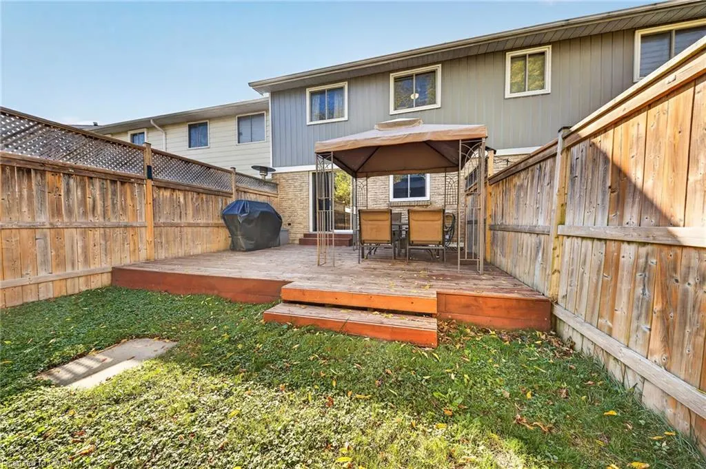 85 Gledhill Crescent