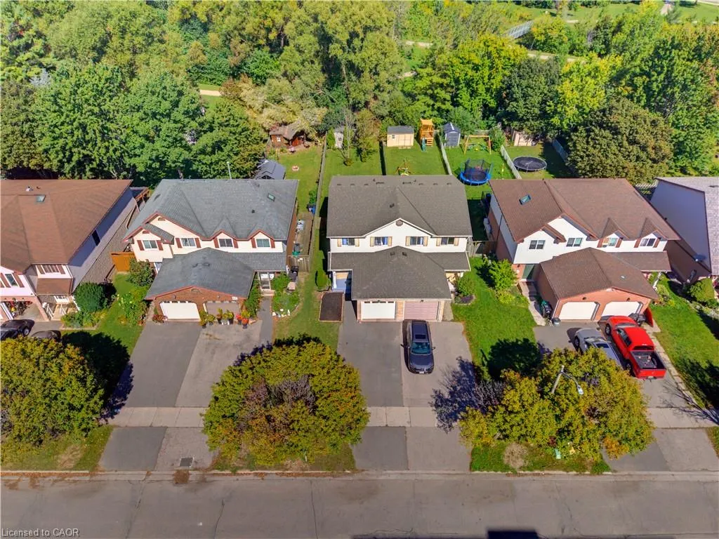 80 Highland Crescent