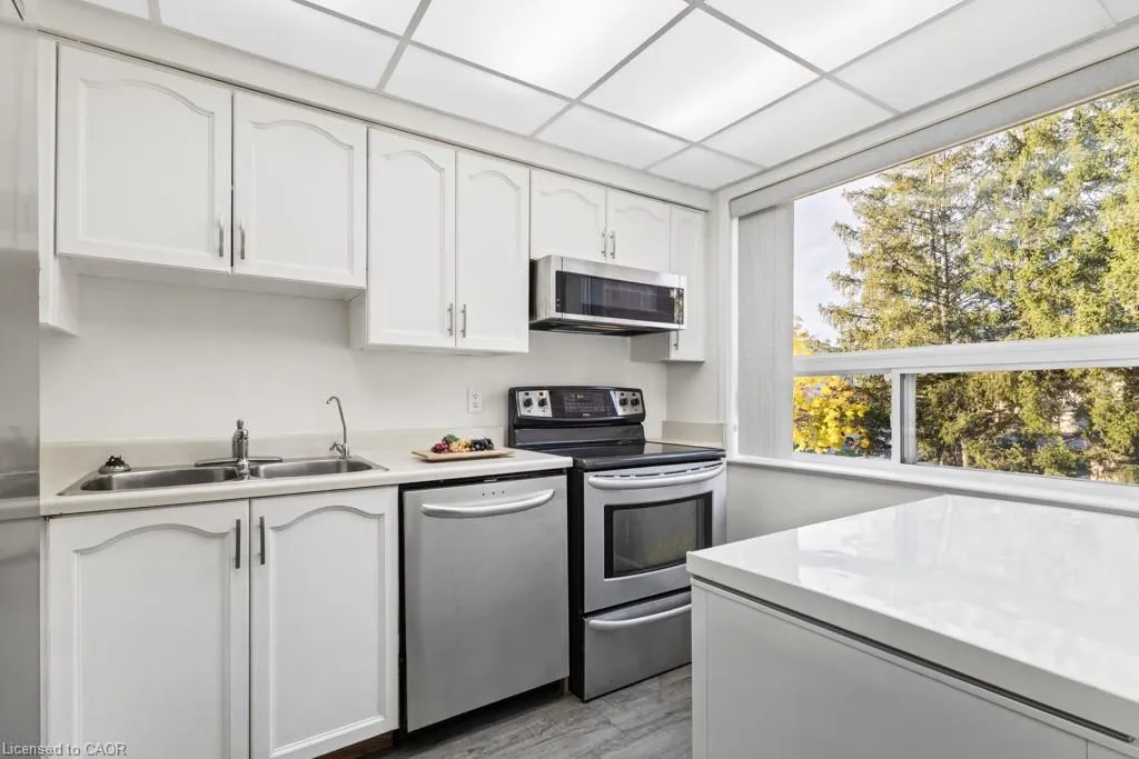 88 Tollgate Road #201