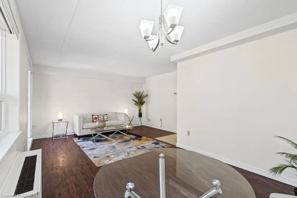 88 Tollgate Road #201