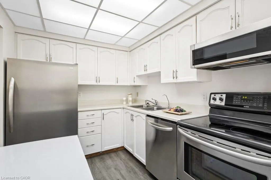 88 Tollgate Road #201