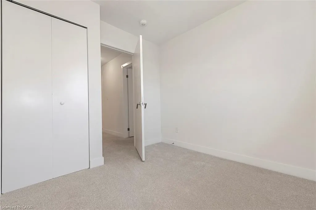 59 Woodman Drive N