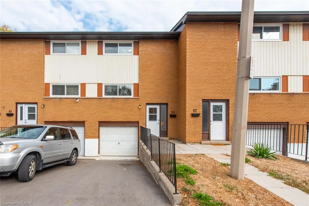 59 Woodman Drive N