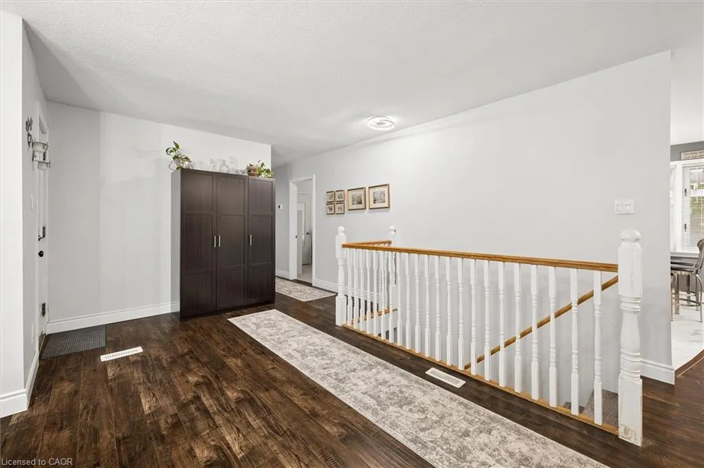 3 Oakwood Avenue