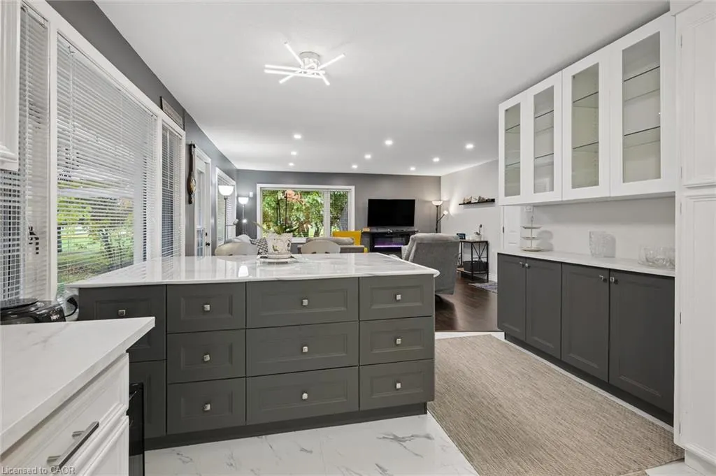 3 Oakwood Avenue