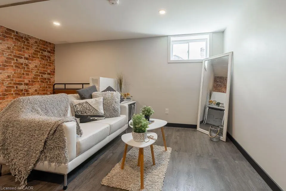 676 Rymal Road E #2