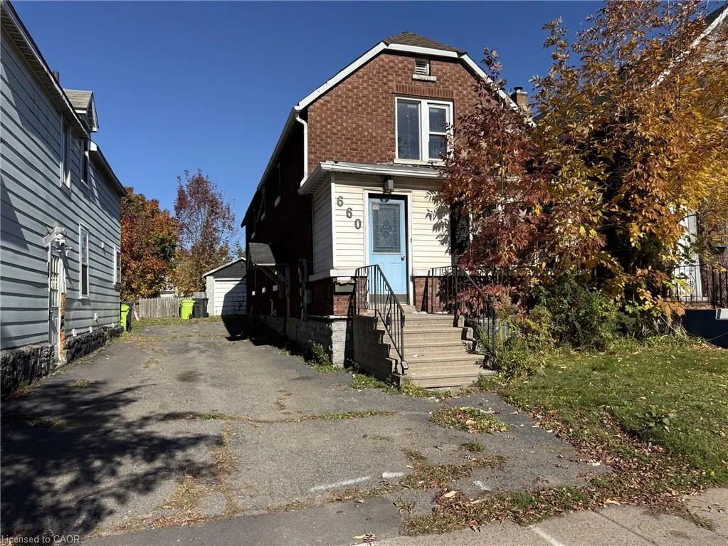 660 Queen Street