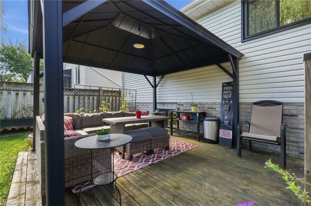 8 Moyle Drive