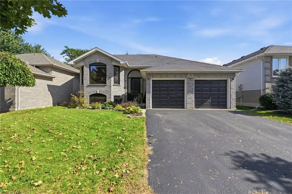8 Moyle Drive
