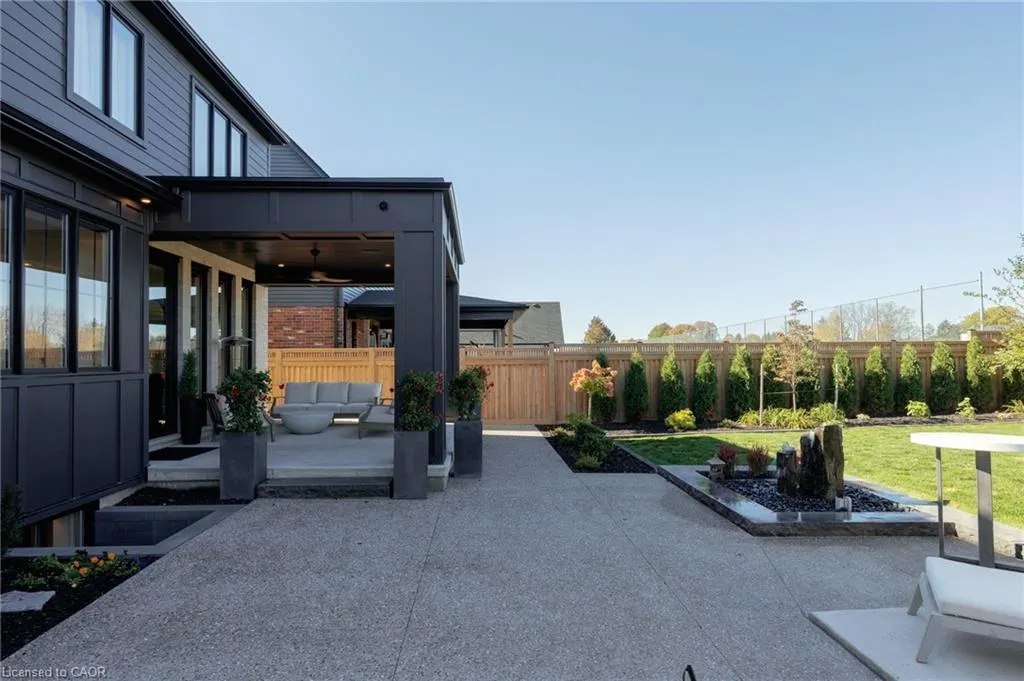 239 Foxborough Place