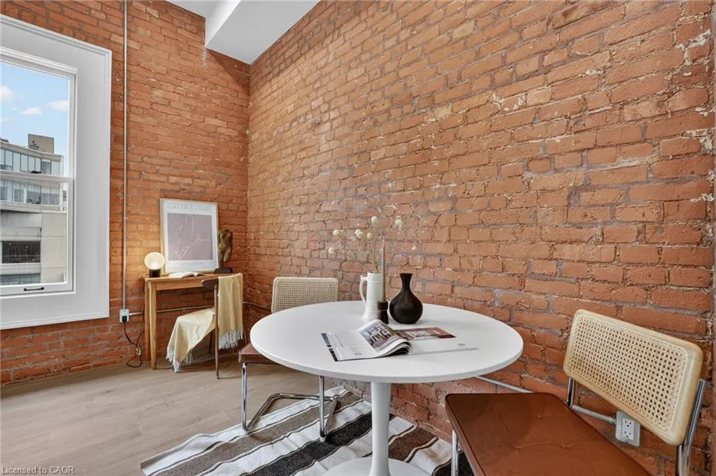 56 York Boulevard #212