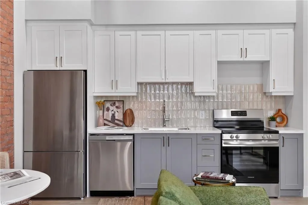 56 York Boulevard #212