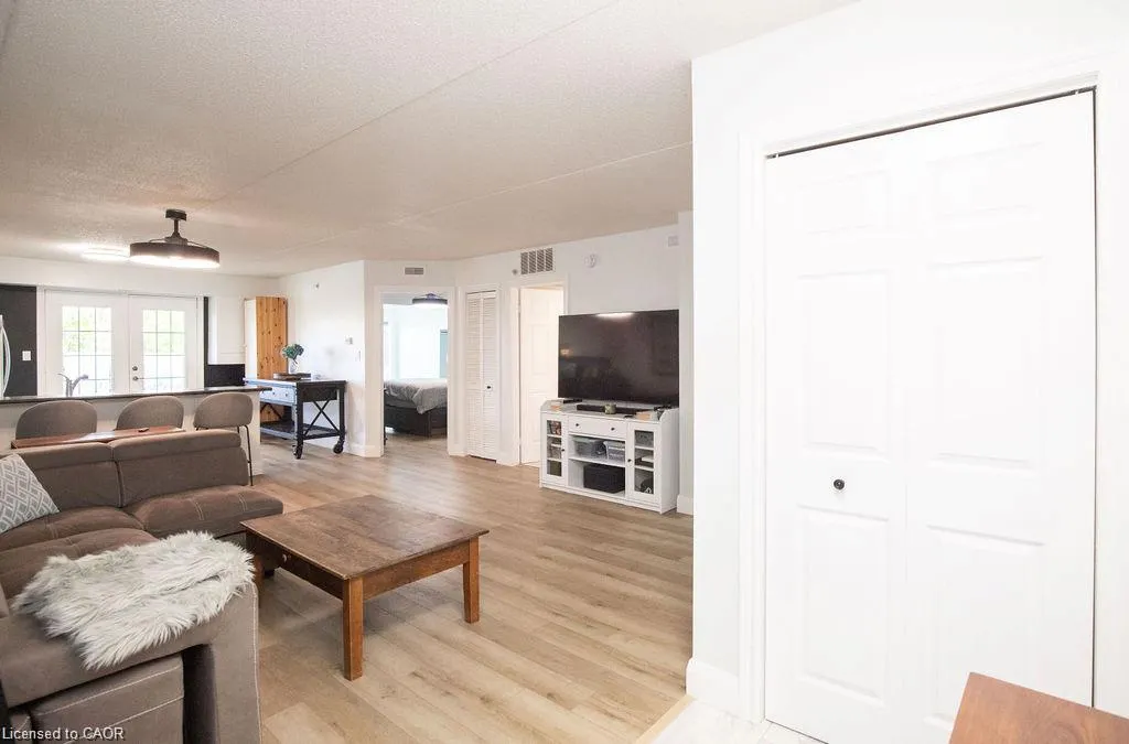 1480 Bishops Gate #207